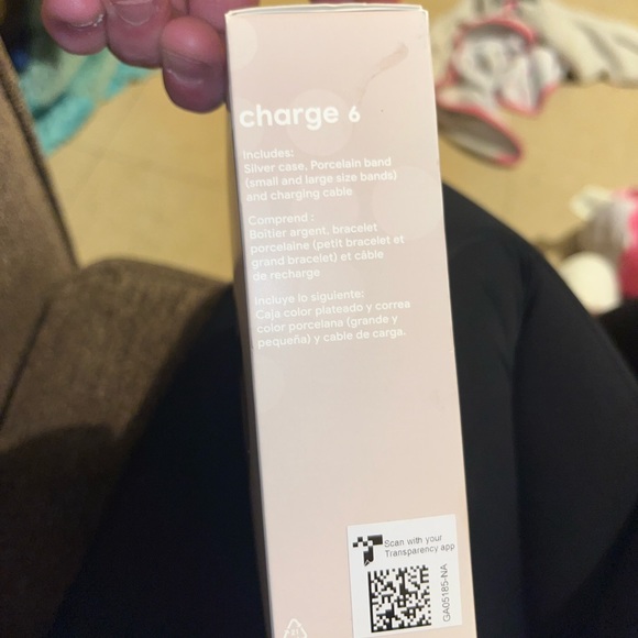 Fitbit Charge 6 Watch - Picture 3 of 3